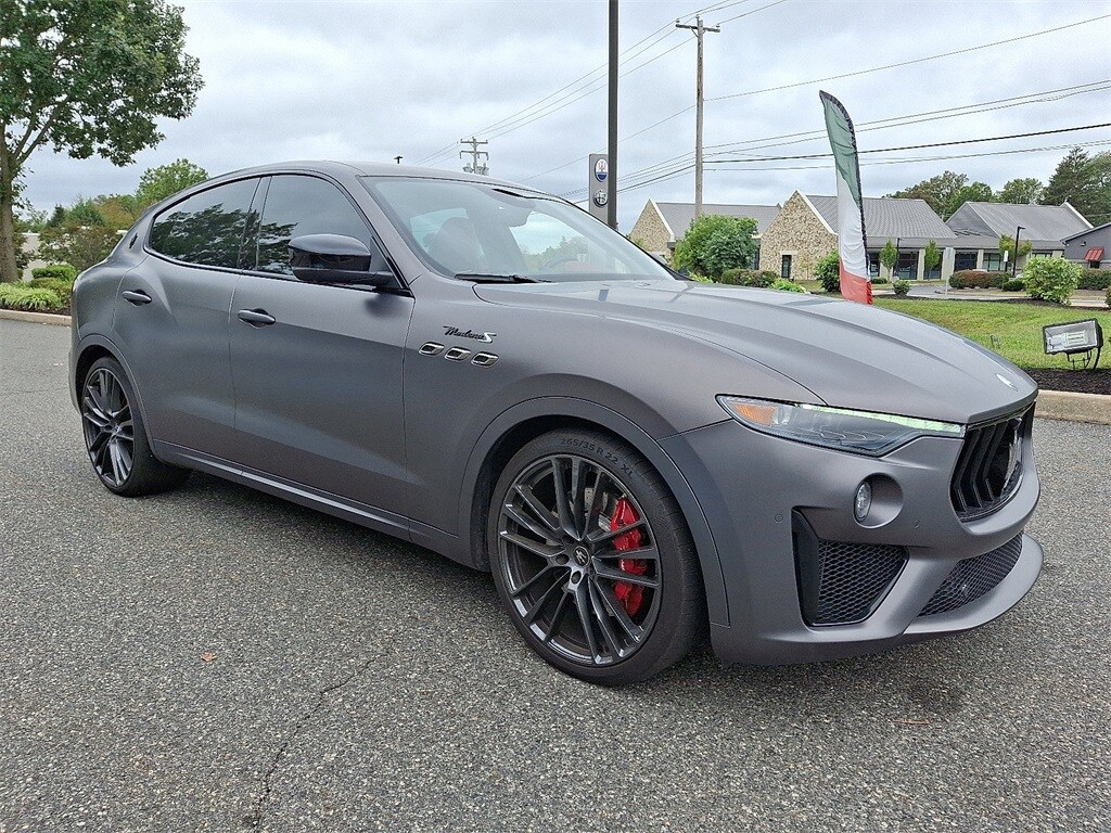 2022 Maserati Levante Modena S photo 3