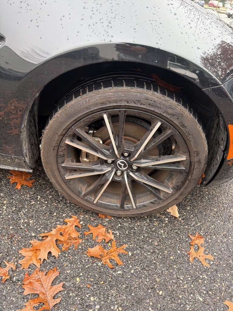 2024 Mazda MX-5 Miata Miata RF Grand Touring photo 4