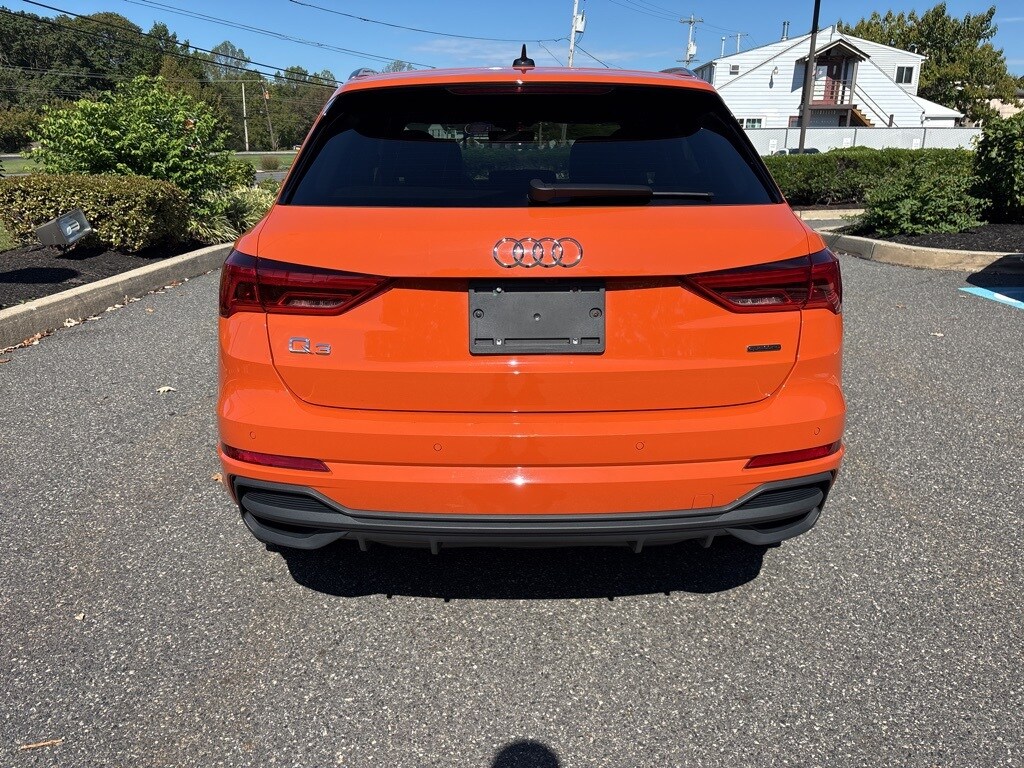 2024 Audi Q3 45 TFSI S line Premium photo 4