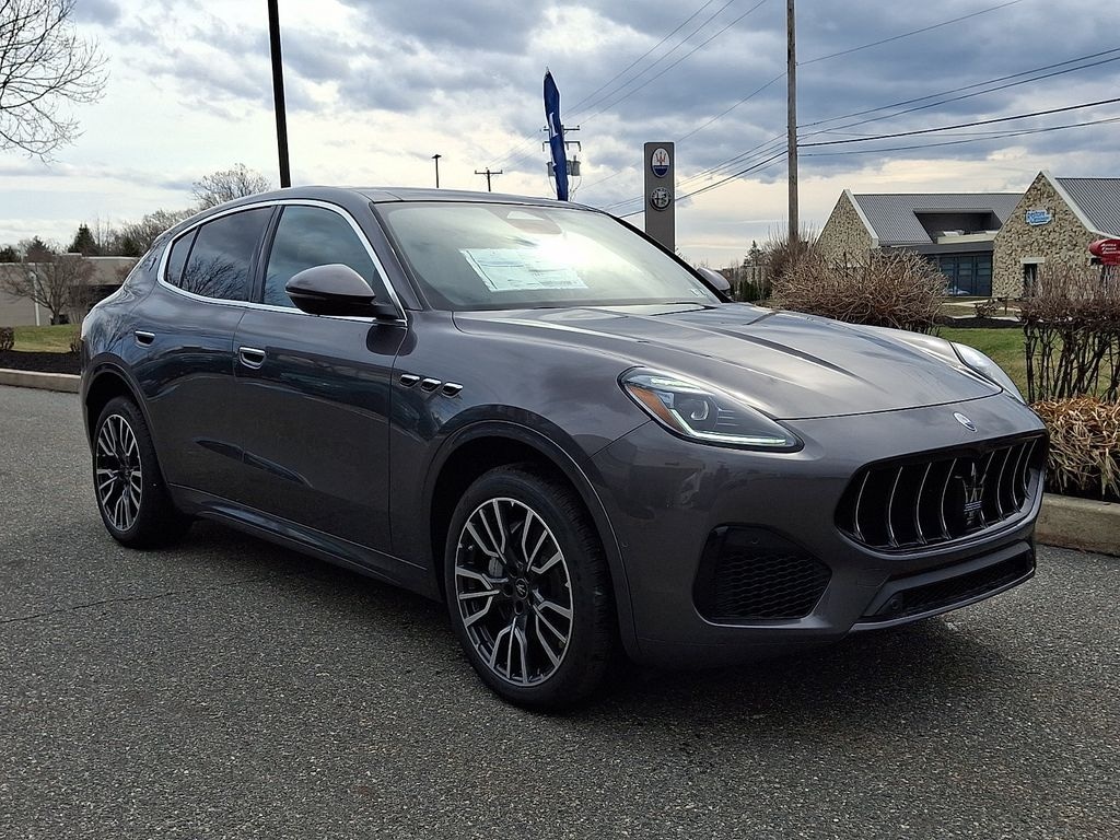 Used 2025 Maserati Grecale SUV