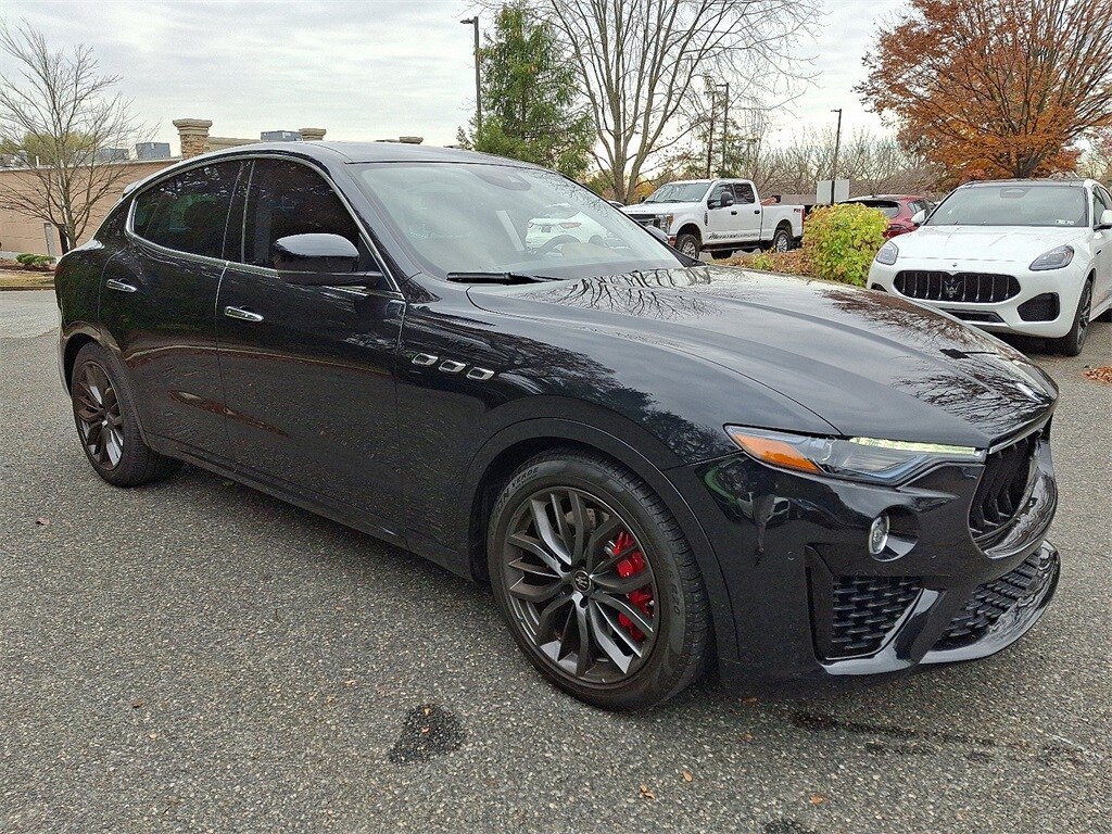 2022 Maserati Levante Modena photo 3