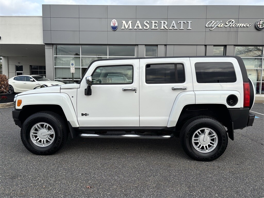 2009 Hummer H3 SUV Base photo 2