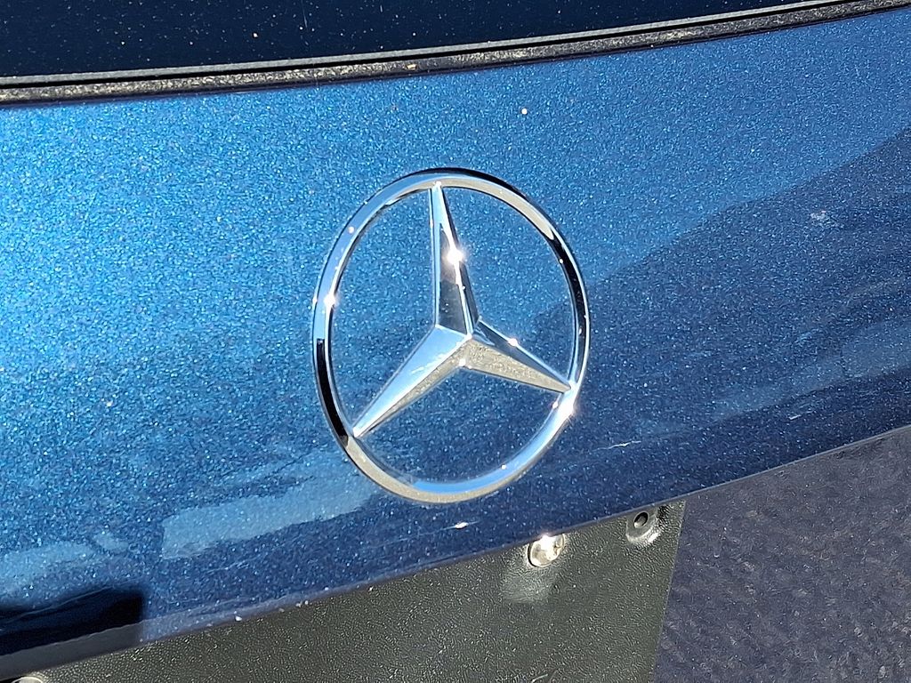 2023 Mercedes-Benz GLA Base - Photo 32