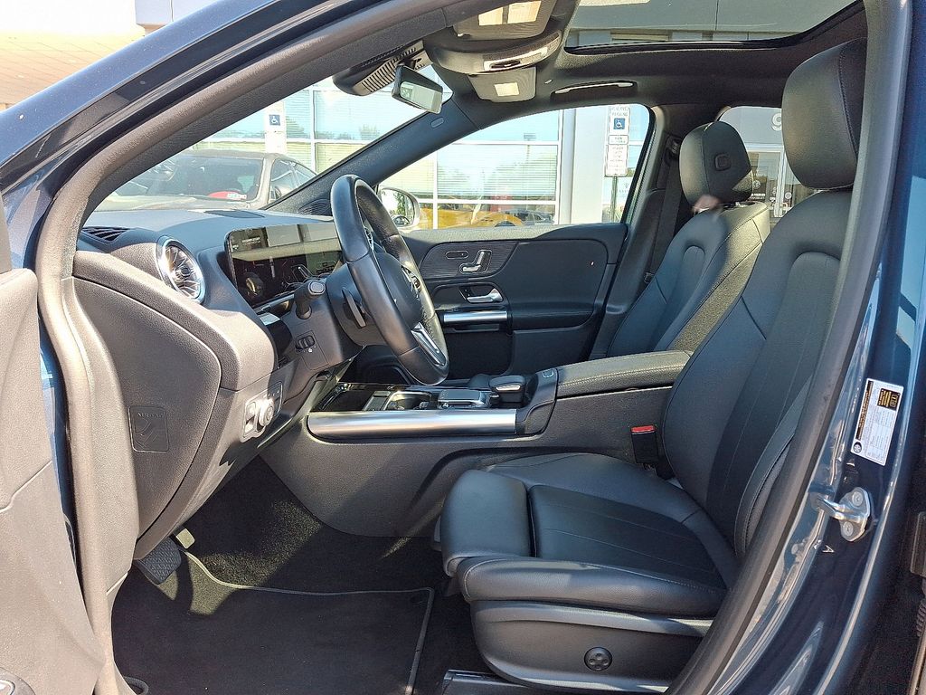 2023 Mercedes-Benz GLA Base - Photo 13