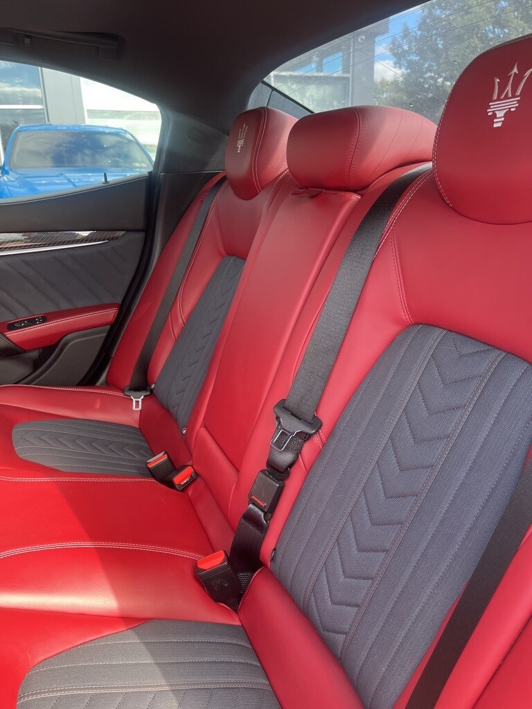 2021 Maserati Ghibli GranLusso photo 4