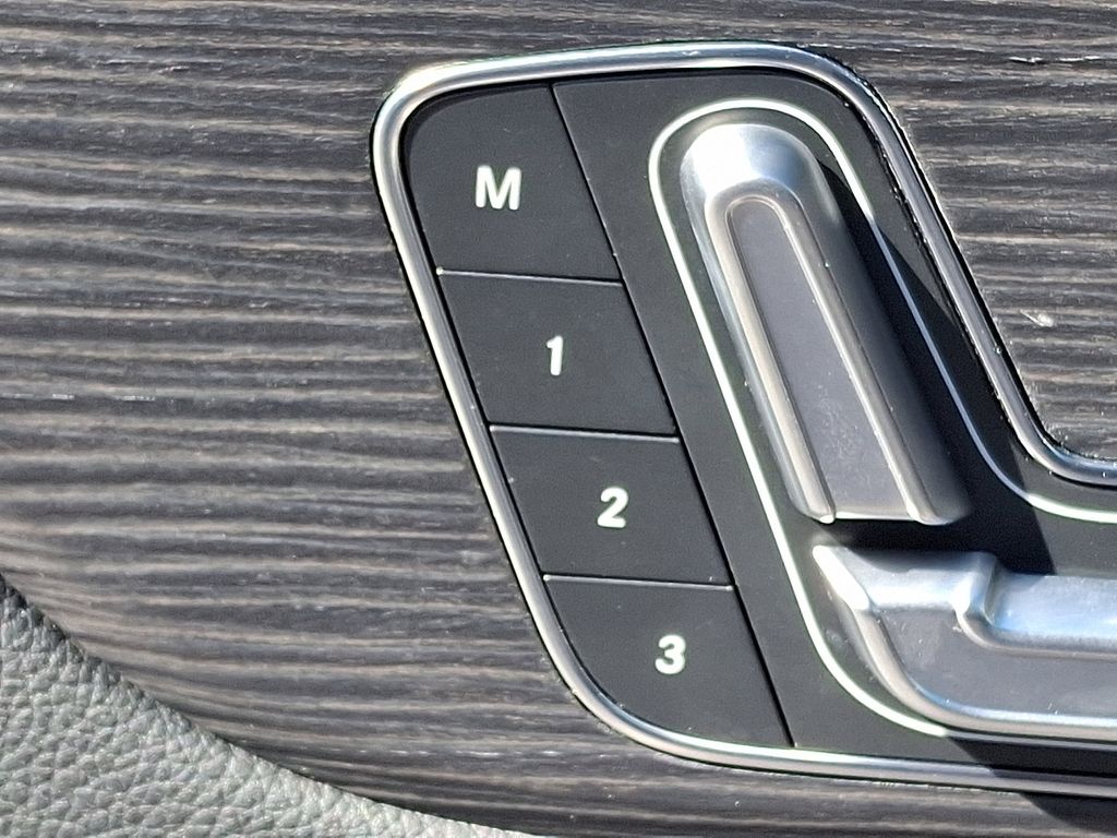 2023 Mercedes-Benz GLA Base - Photo 26