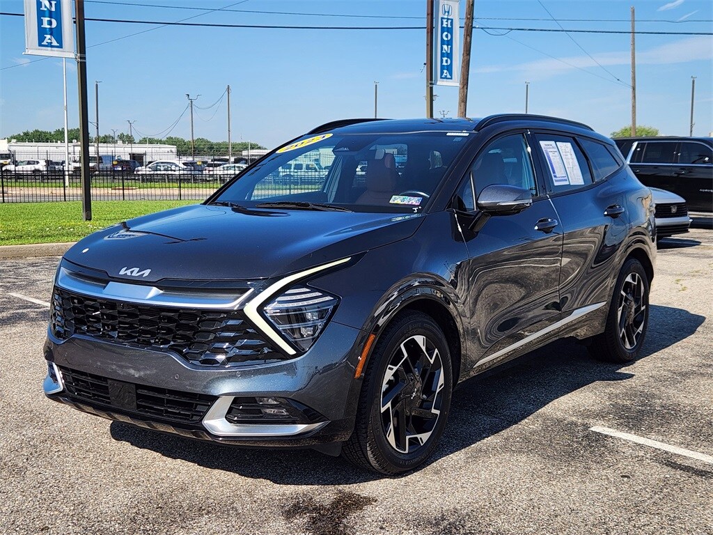 2023 Kia Sportage photo 2