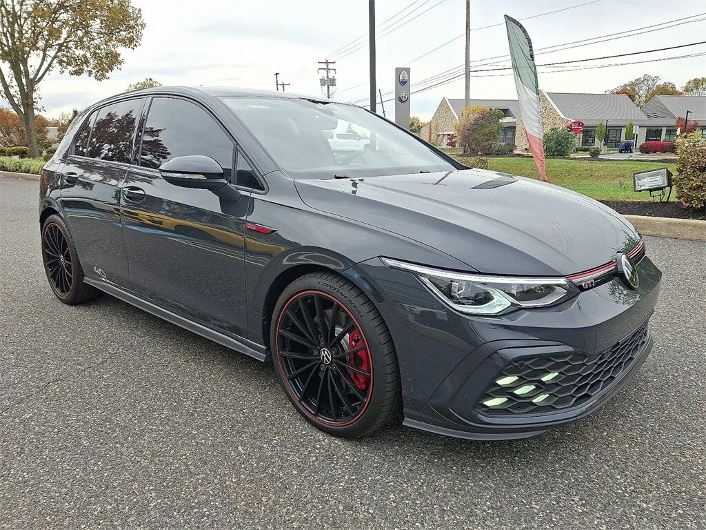 2023 Volkswagen Golf GTI Anniversary Edition photo 3