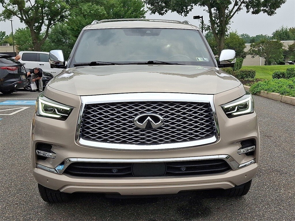 2023 Infiniti QX80 Sensory photo 2
