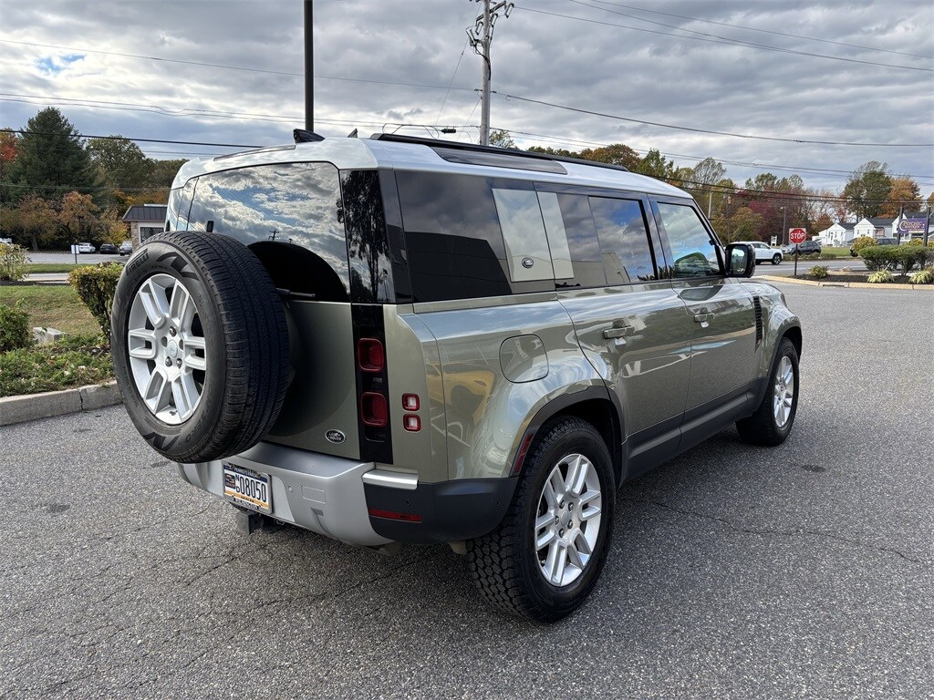 2021 Land Rover Defender S photo 3