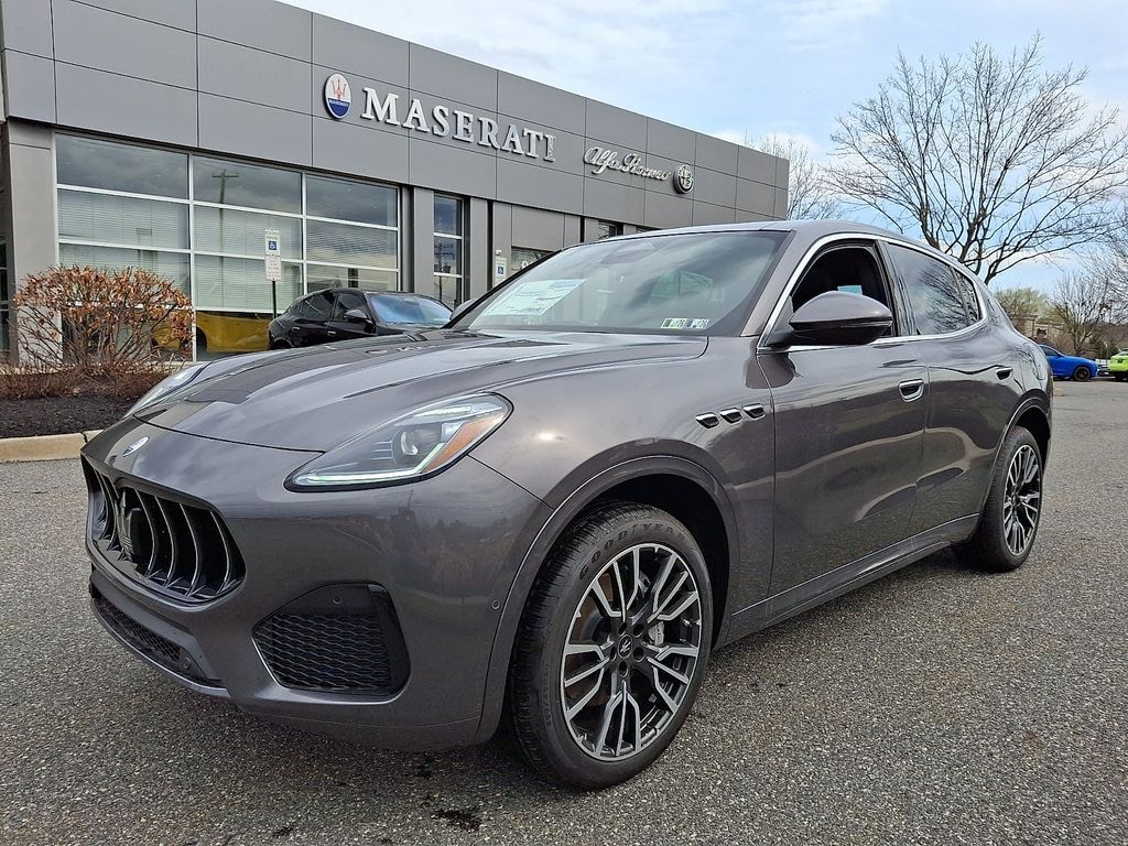 Used 2025 Maserati Grecale SUV