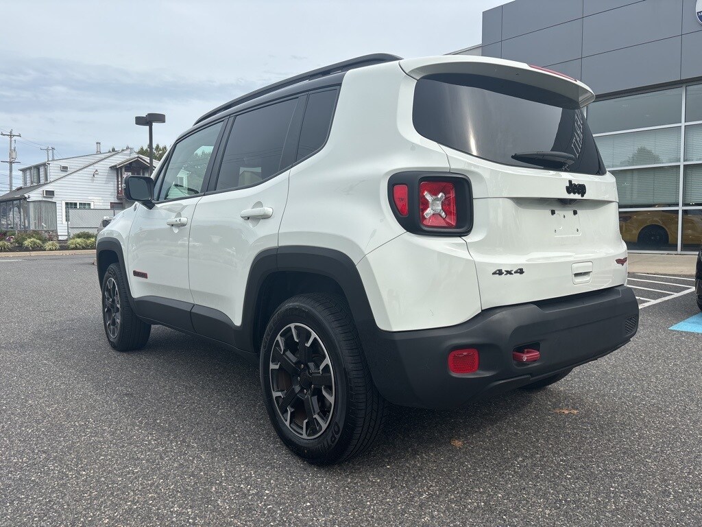 2023 Jeep Renegade Trailhawk photo 3
