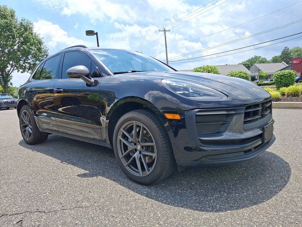 Used 2024 Porsche Macan T SUV