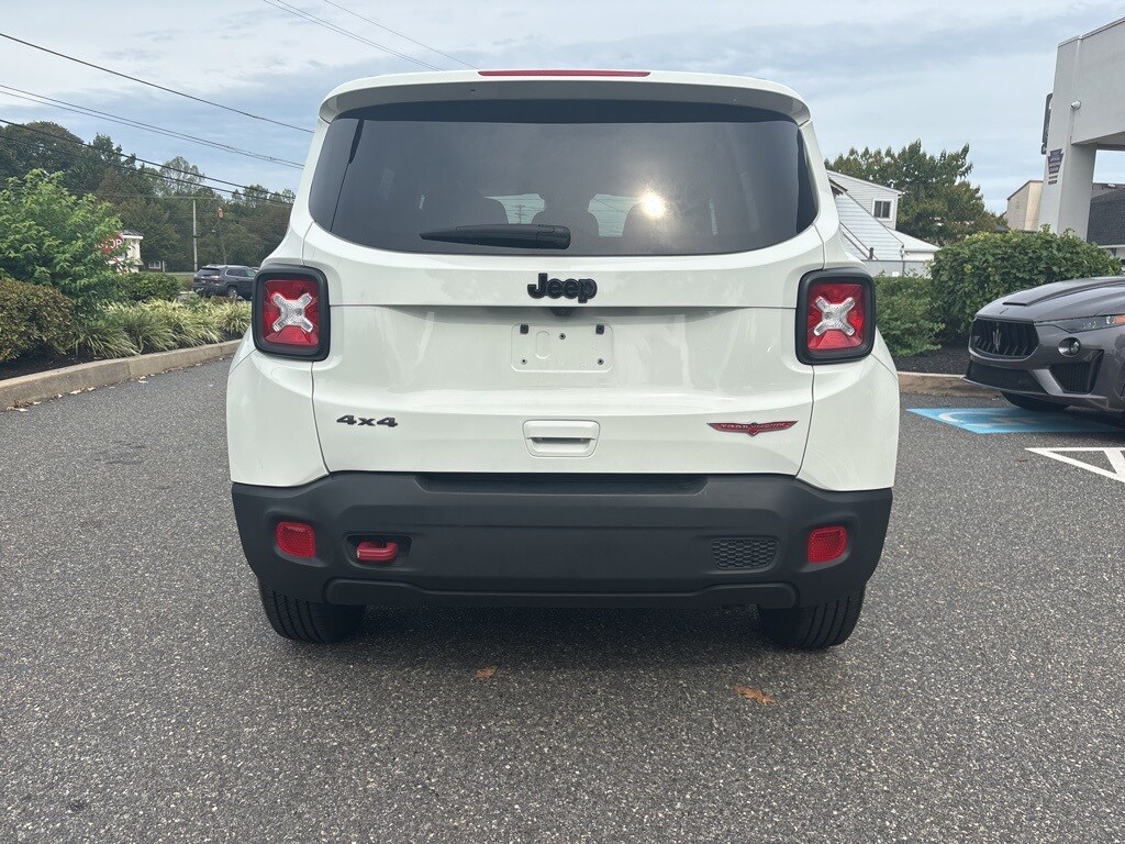 2023 Jeep Renegade Trailhawk photo 4