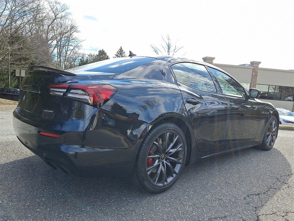 Used 2022 Maserati Ghibli Modena Q4 Sedan