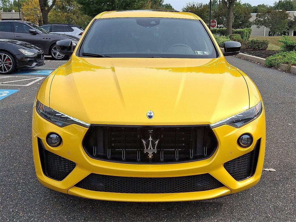 2022 Maserati Levante Modena S photo 2