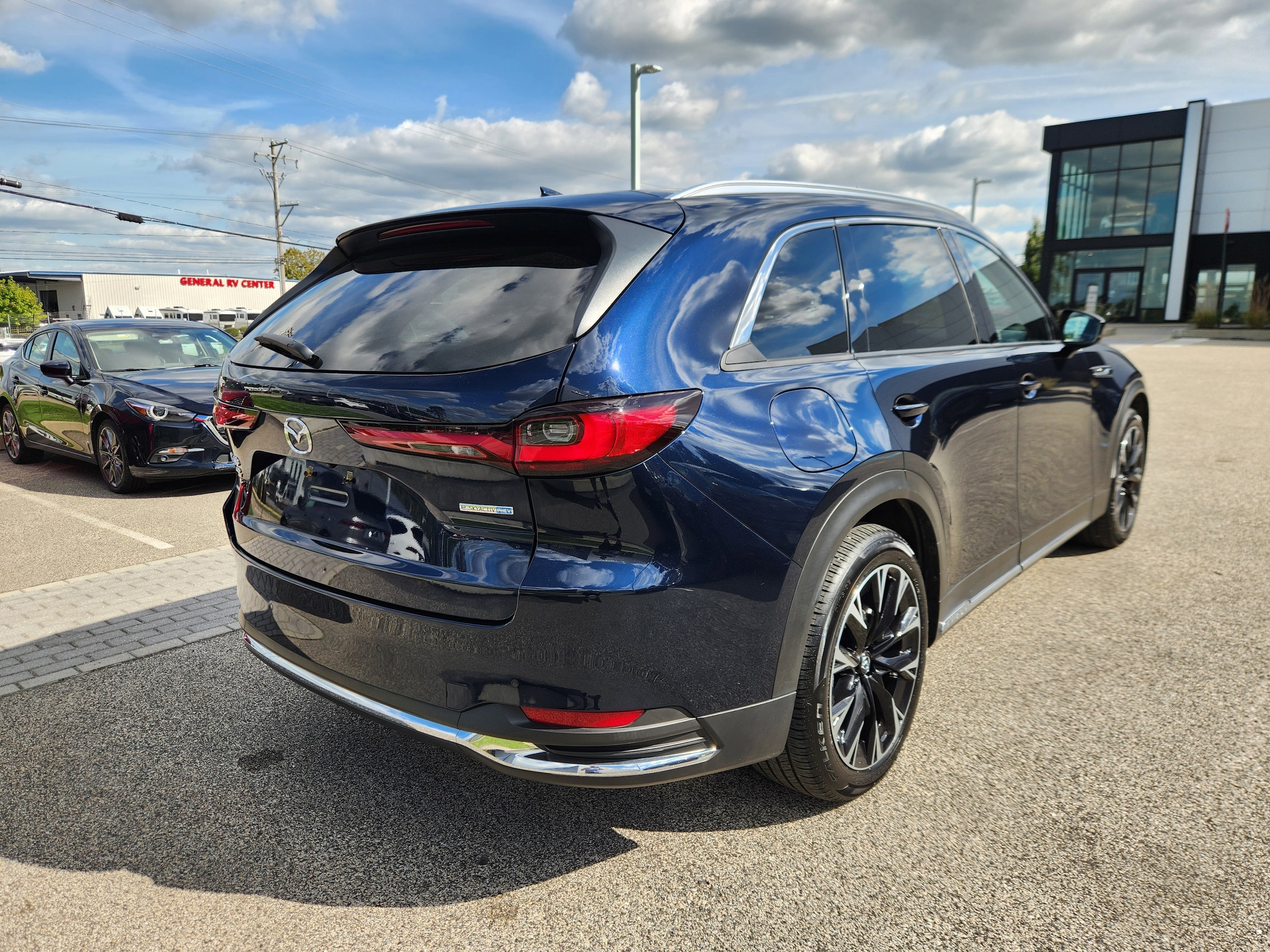 2024 Mazda CX-90 Premium photo 4