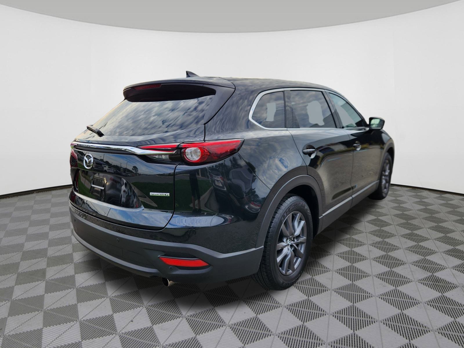 2022 Mazda CX-9 Touring photo 4