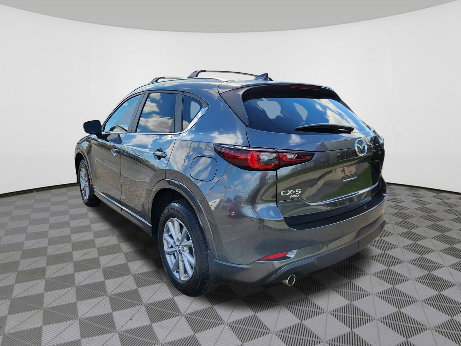 2025 Mazda CX-5 2.5 Select photo 3