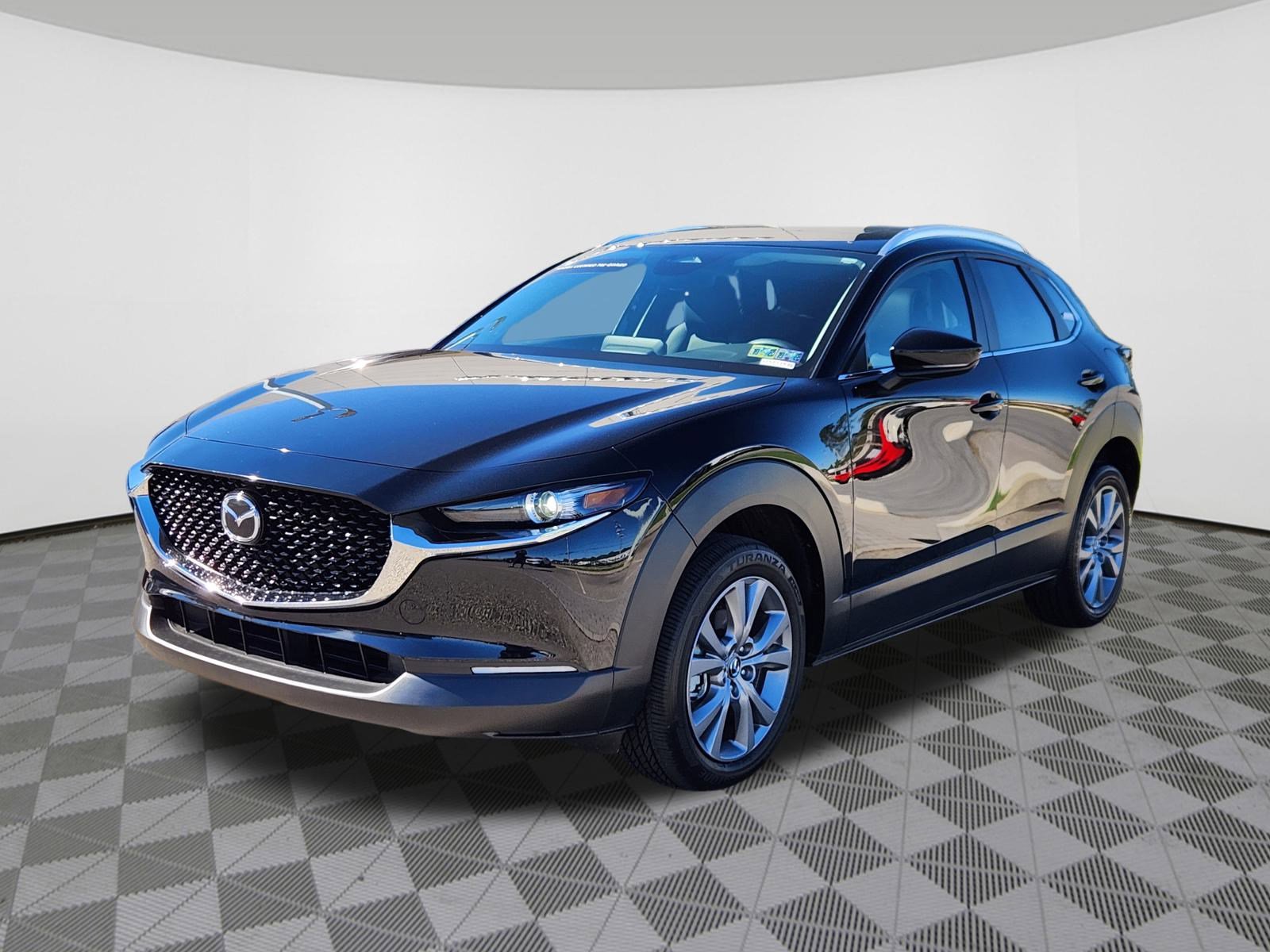 2025 Mazda CX-30 2.5 S Preferred photo 2