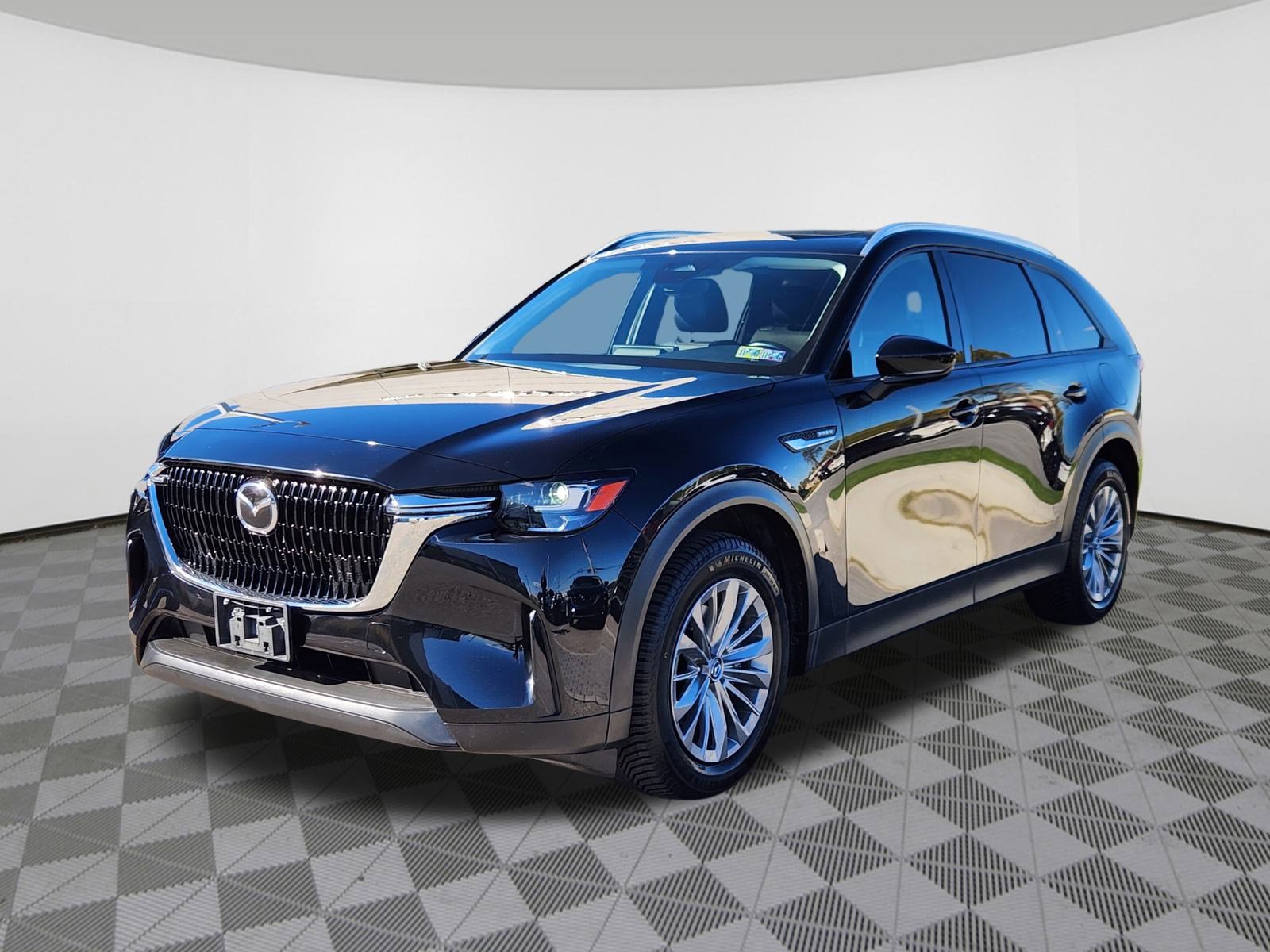 2024 Mazda CX-90 Preferred photo 2