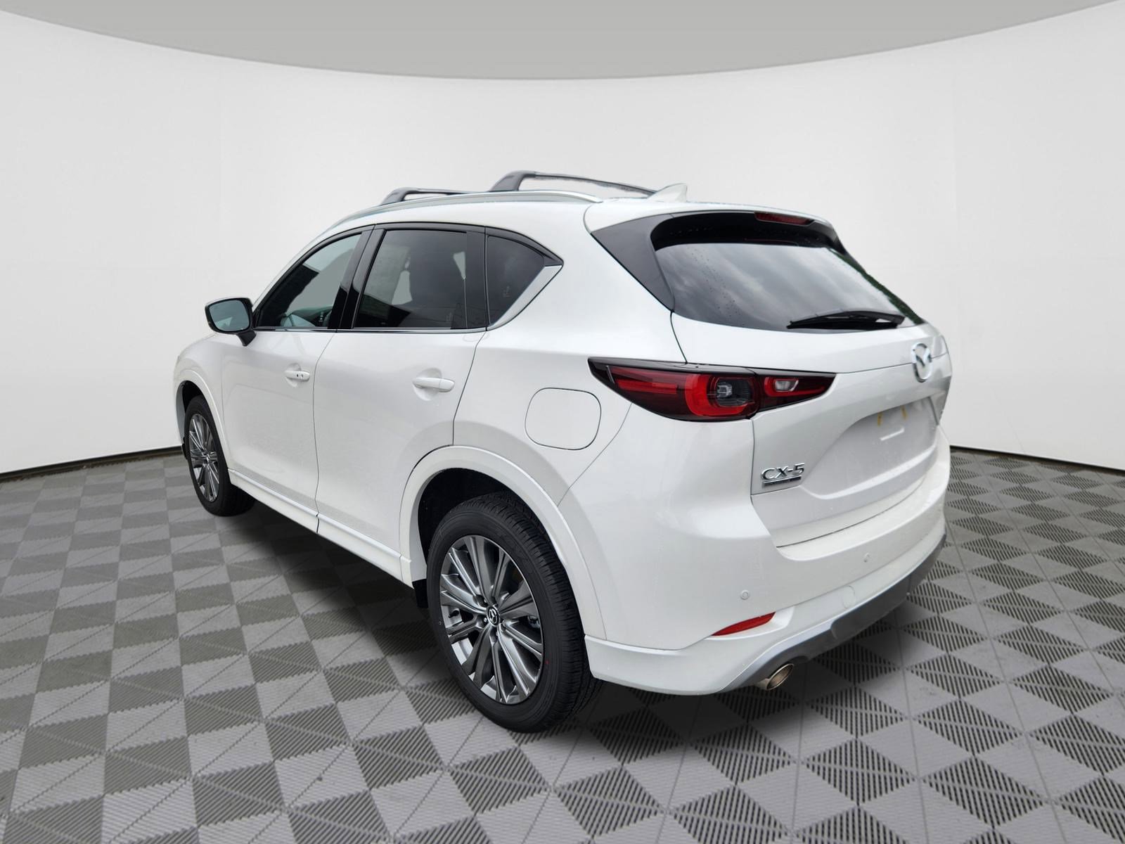 2025 Mazda CX-5 2.5 Turbo Signature photo 3