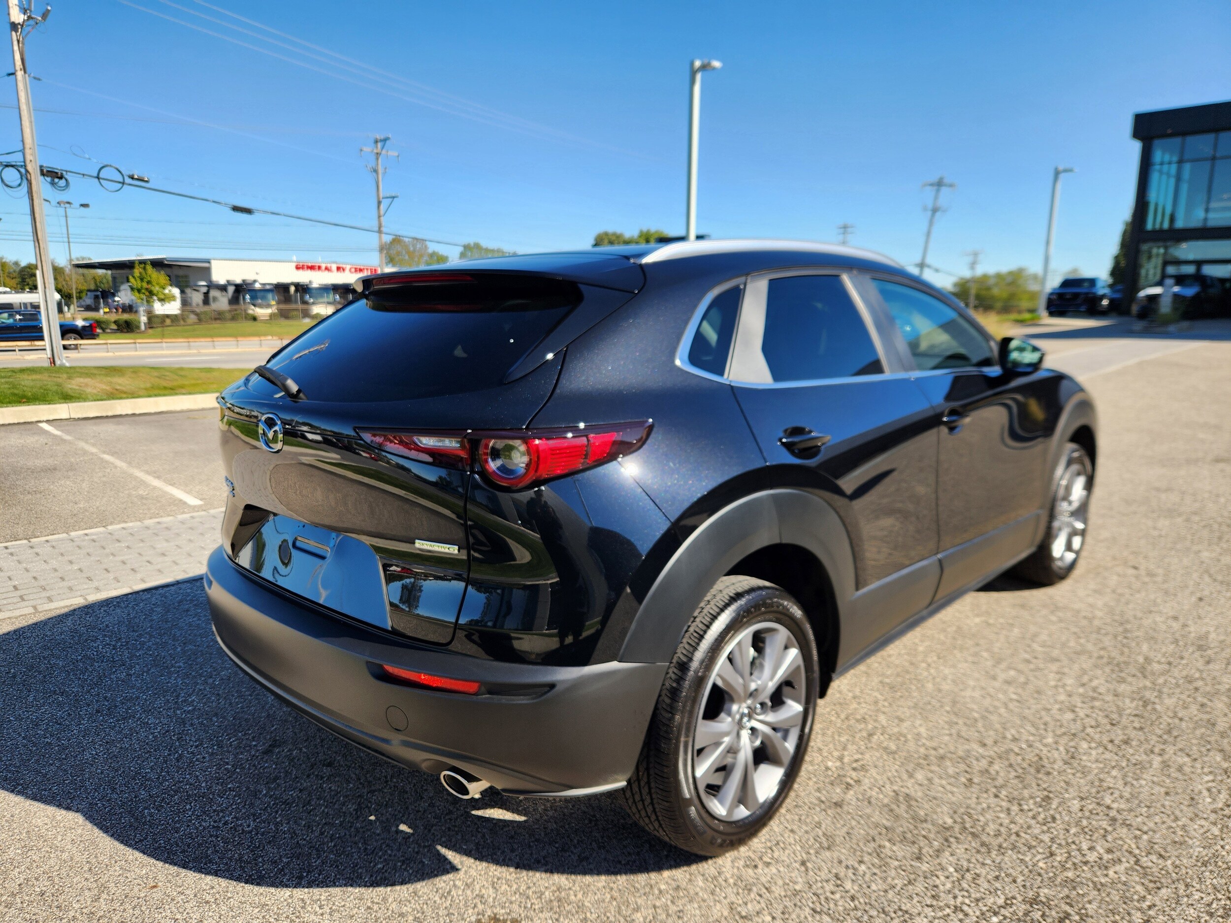 2025 Mazda CX-30 2.5 S Preferred photo 4