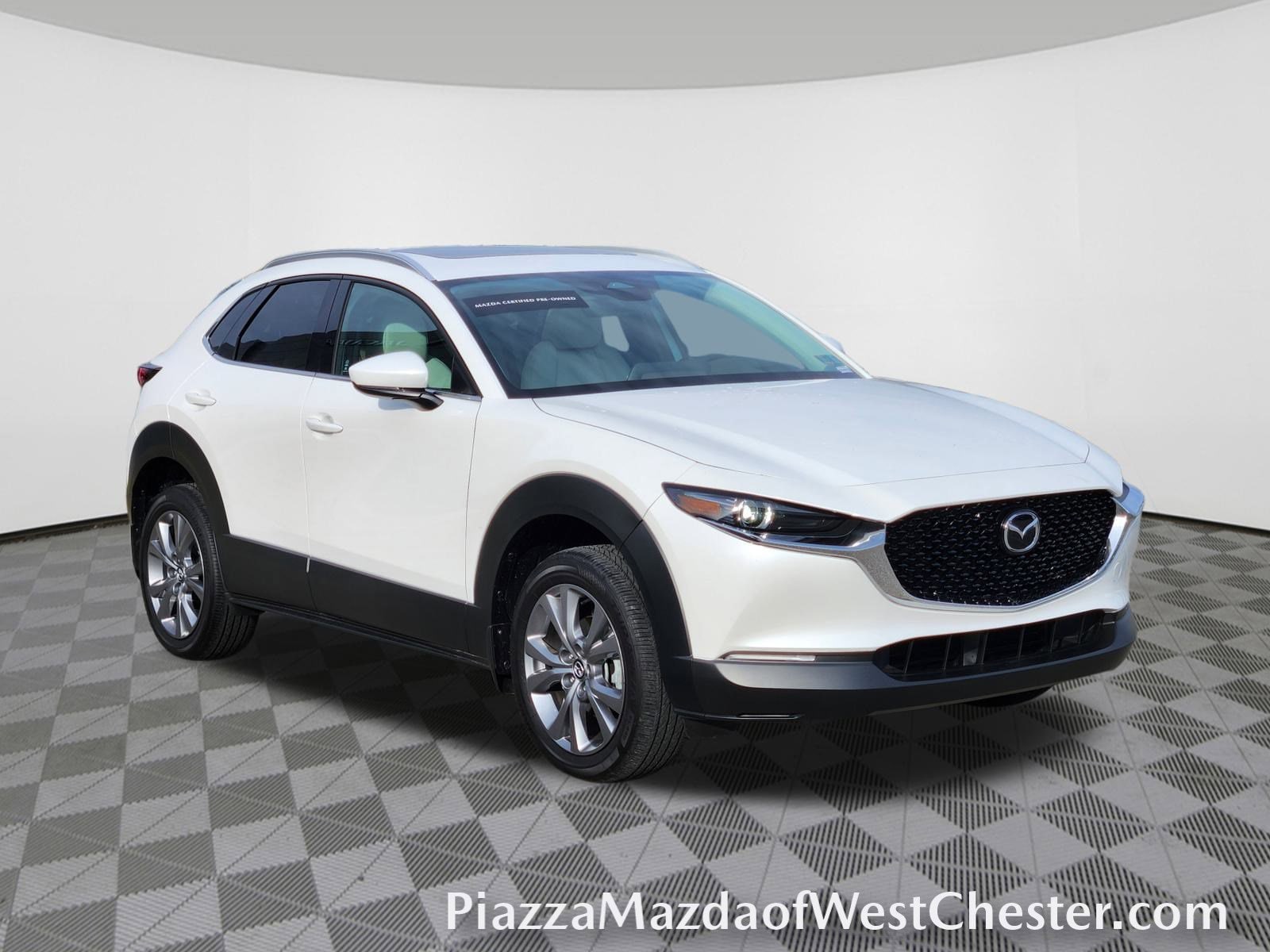2025 Mazda CX-30 Premium's photo