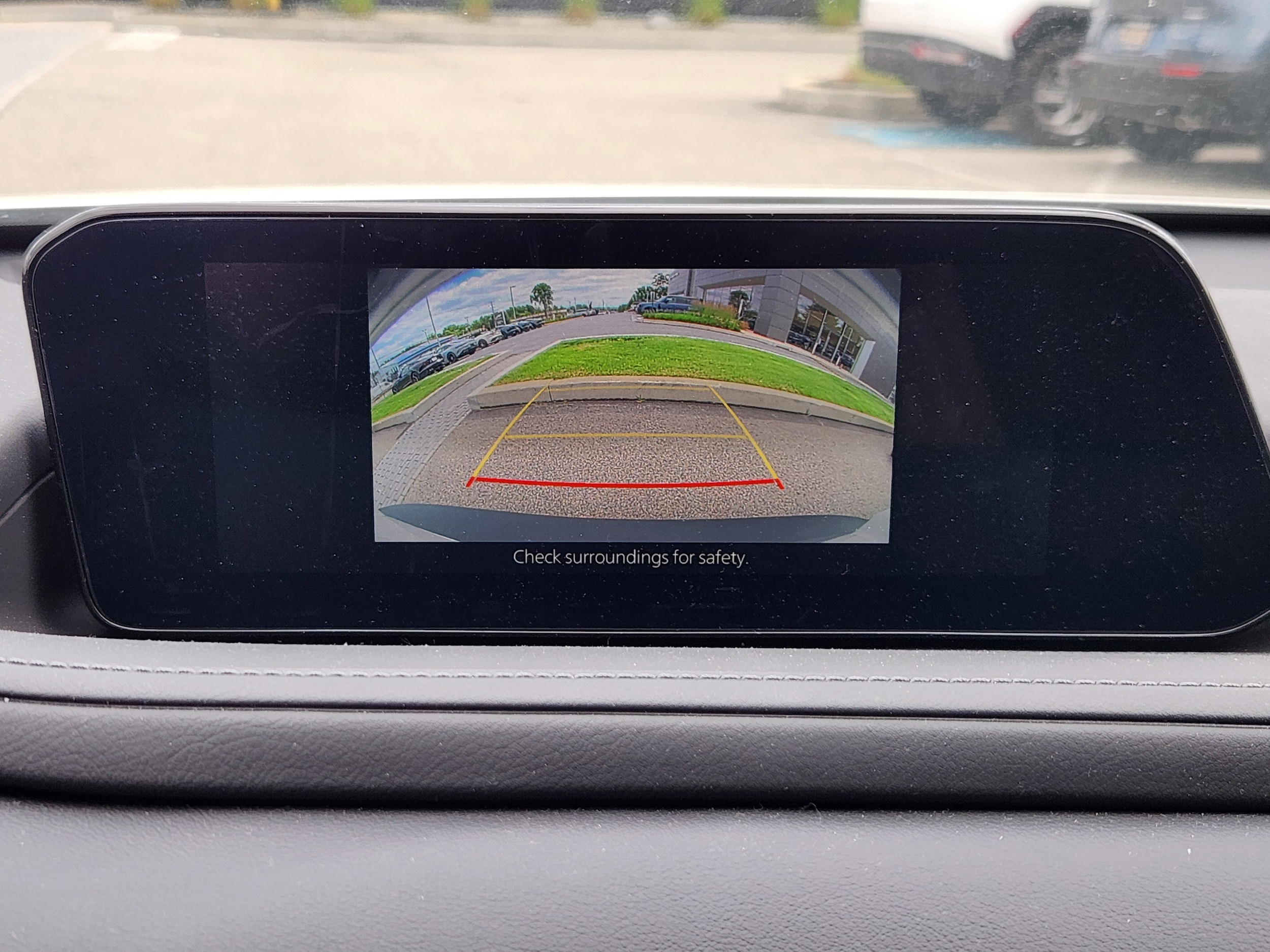 2025 Mazda CX-30 S - Photo 13