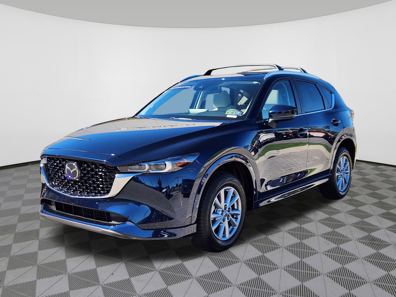 2025 Mazda CX-5 2.5 S Preferred photo 2