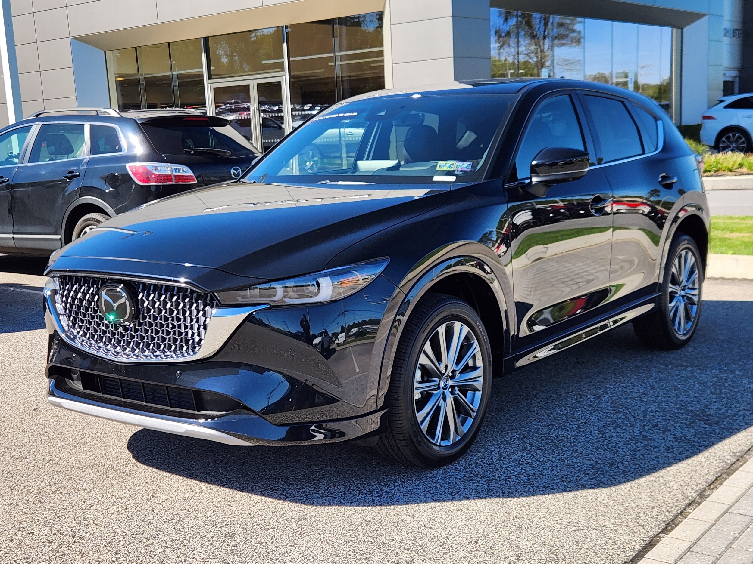 2025 Mazda CX-5 2.5 Turbo Signature photo 2