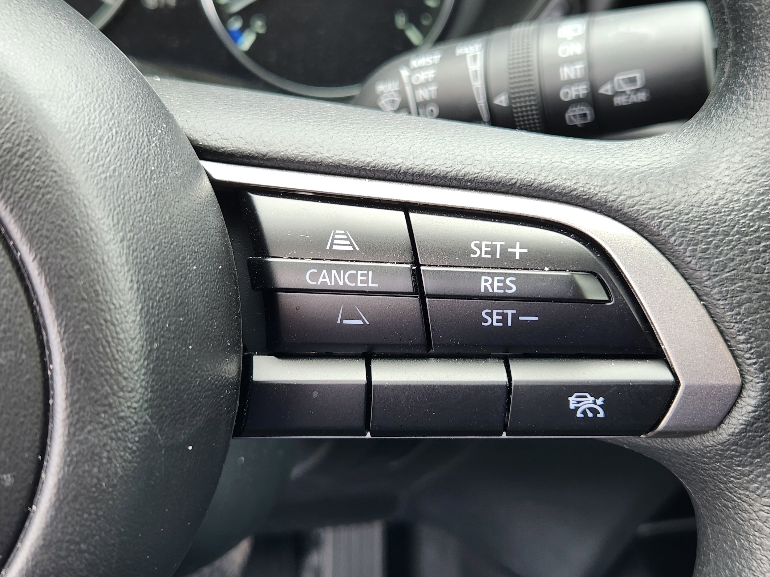2025 Mazda CX-30 S - Photo 23