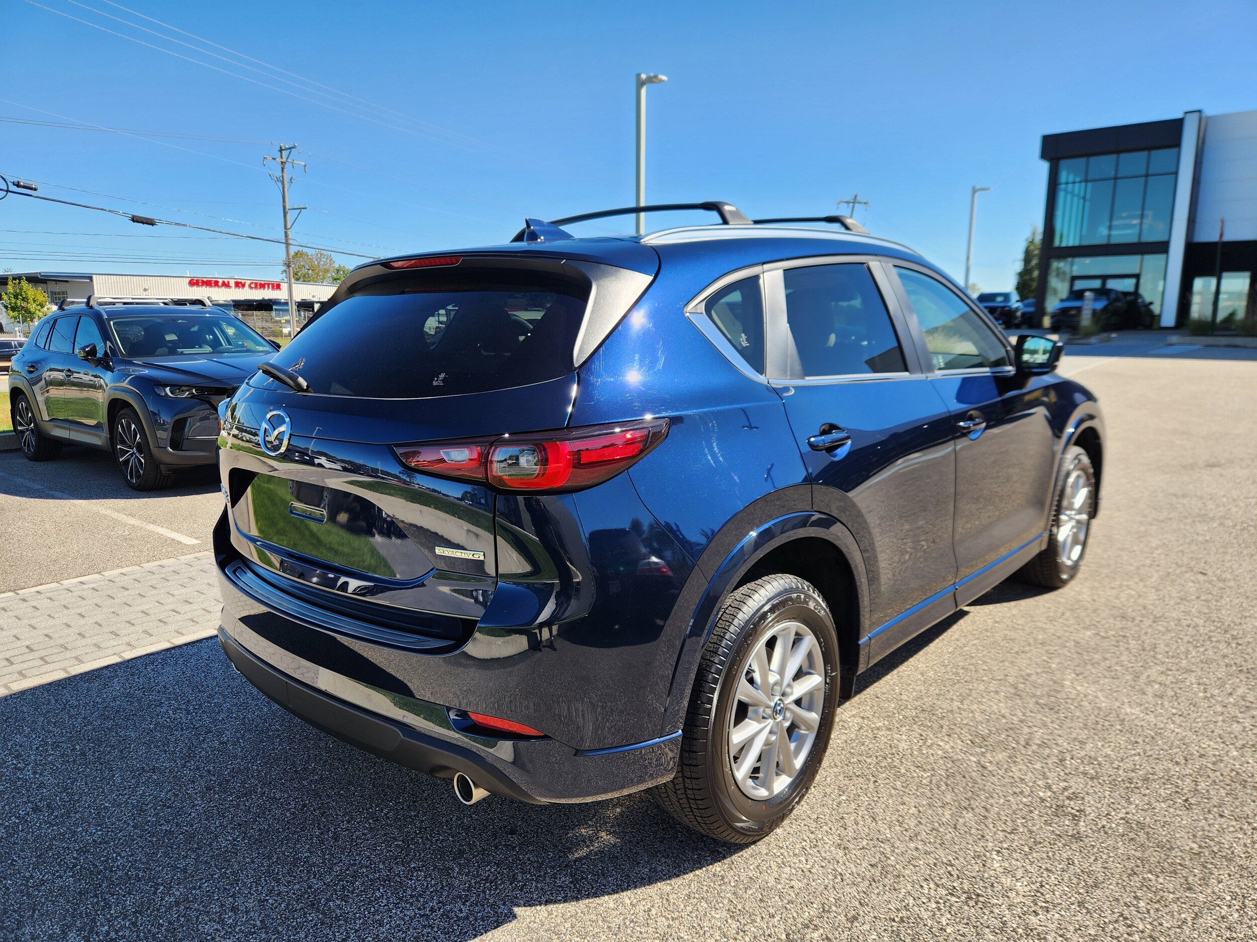 2025 Mazda CX-5 2.5 S Preferred photo 3