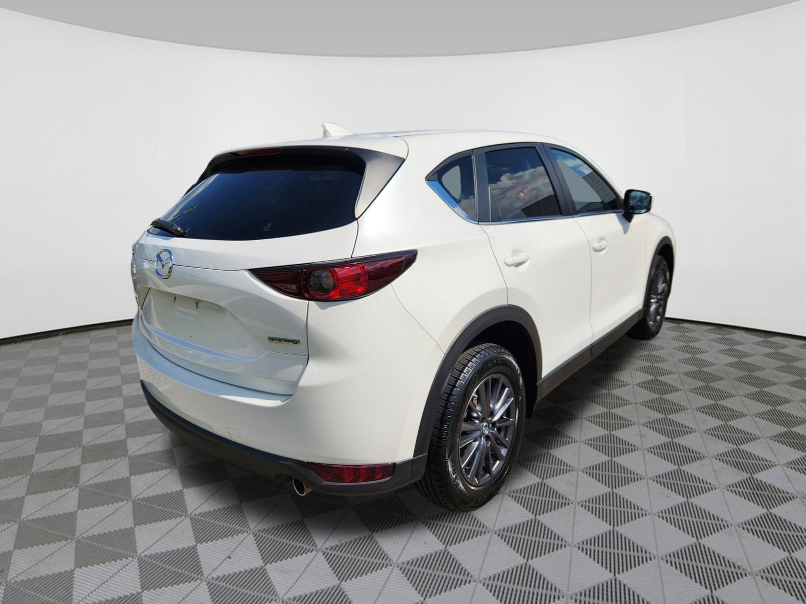 2020 Mazda CX-5 Touring photo 4