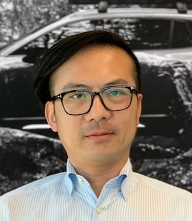 Staff member Kevin Chan from ID_7b6927930776