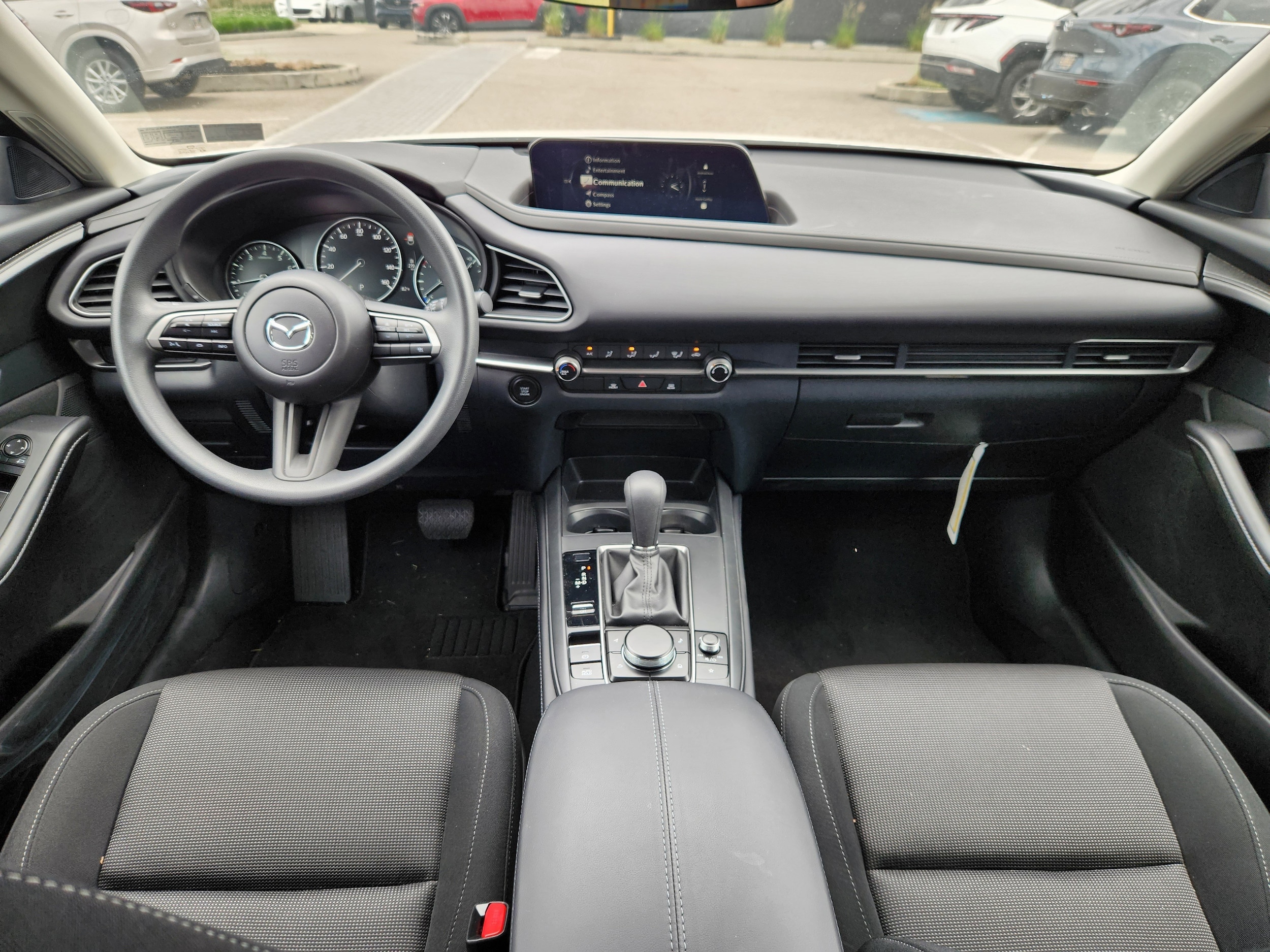 2025 Mazda CX-30 S - Photo 8