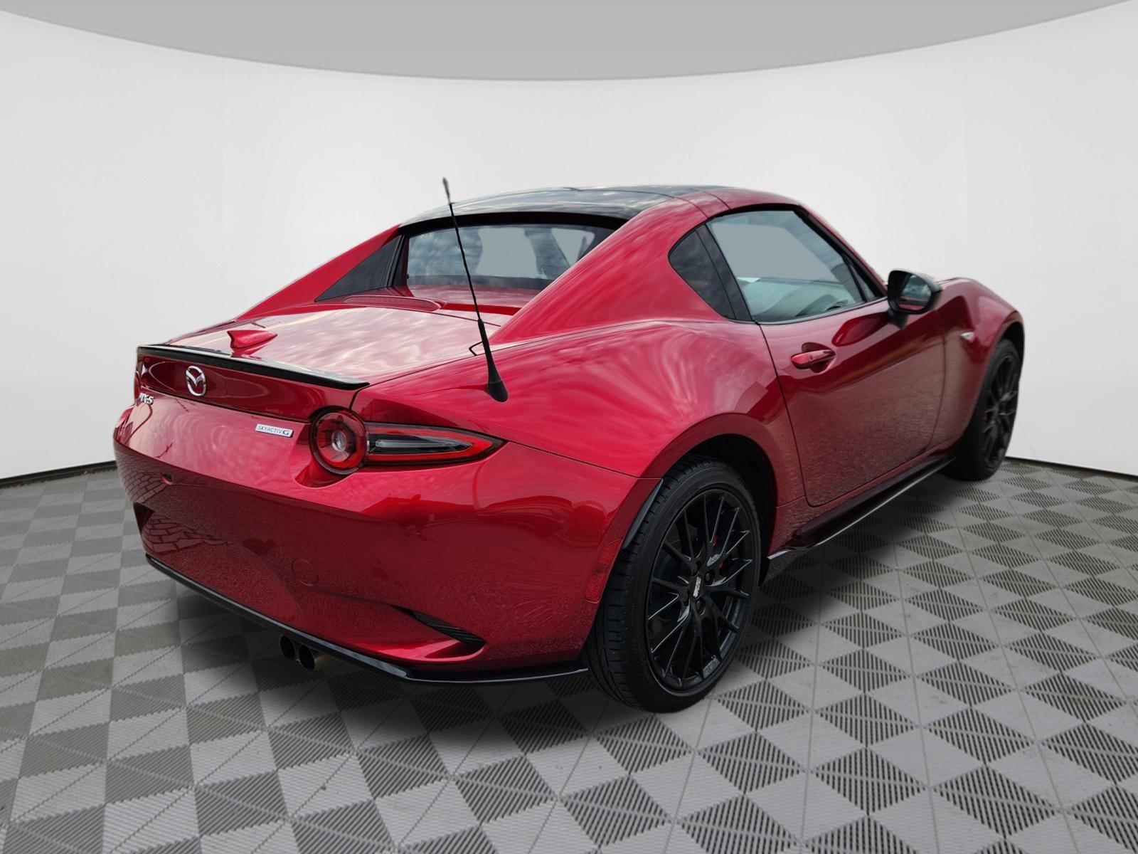 2024 Mazda MX-5 Miata Miata RF photo 4