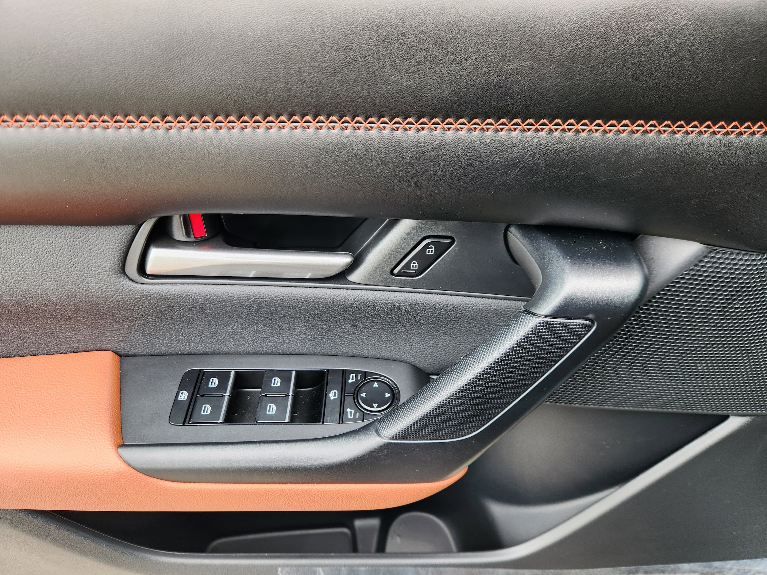 2025 Mazda CX-50 Meridian Edition - Photo 17