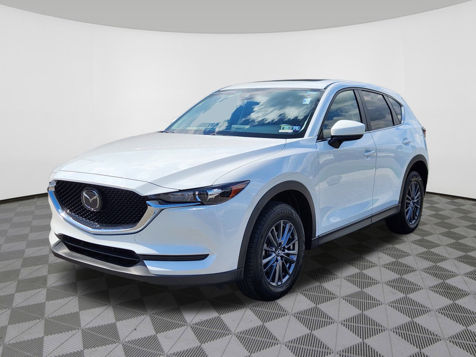 2020 Mazda CX-5 Touring photo 2