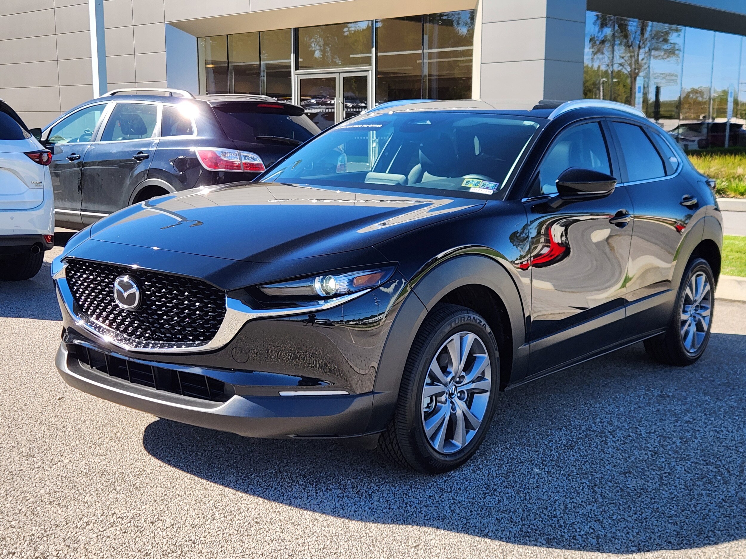 2025 Mazda CX-30 2.5 S Preferred photo 2