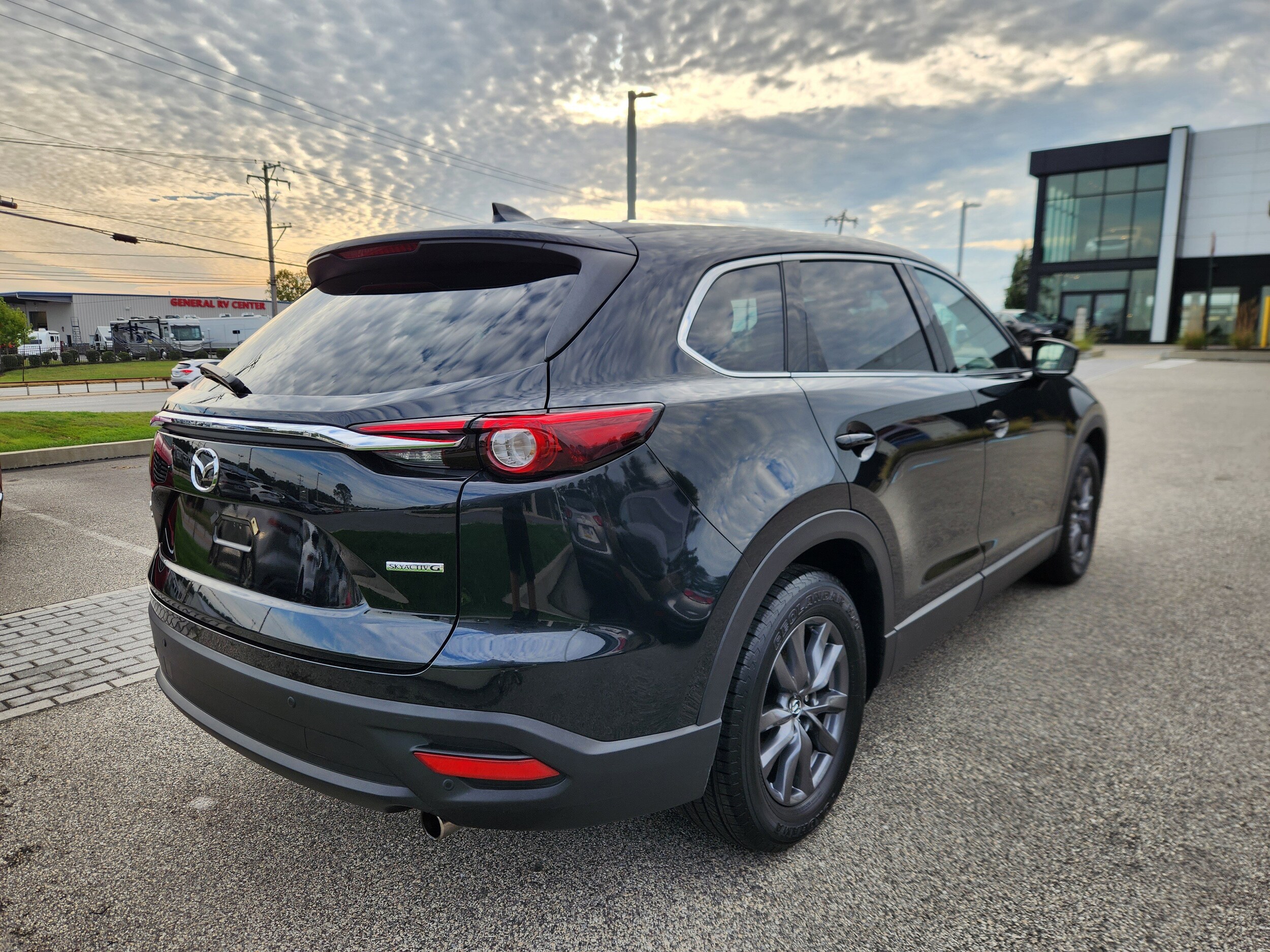 2022 Mazda CX-9 Touring photo 4