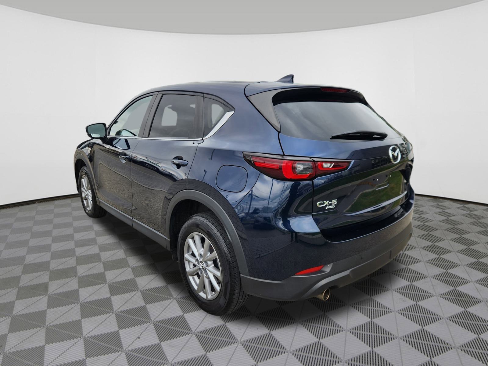 2022 Mazda CX-5 2.5 S Preferred photo 3