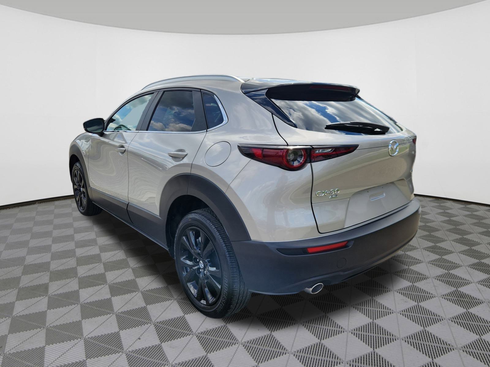 2024 Mazda CX-30 2.5 Select Sport photo 3