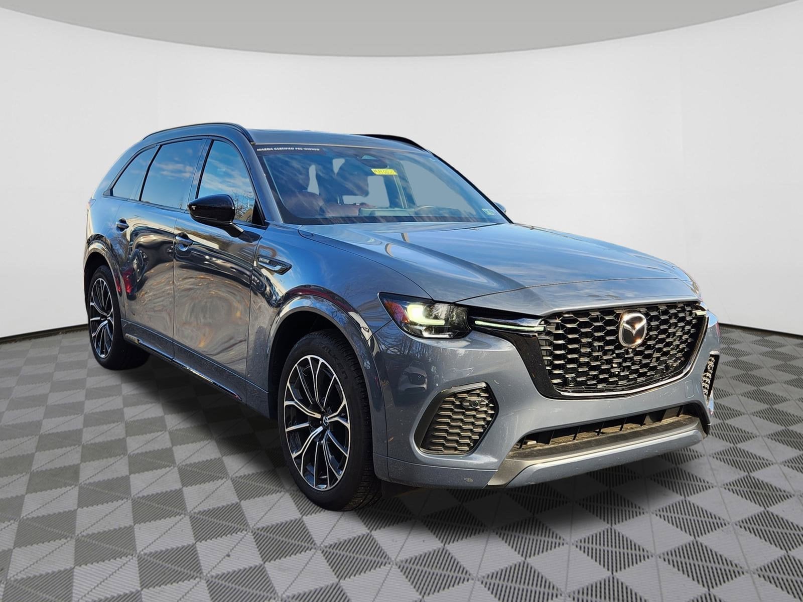 2025 Mazda CX-70 Premium Package's photo