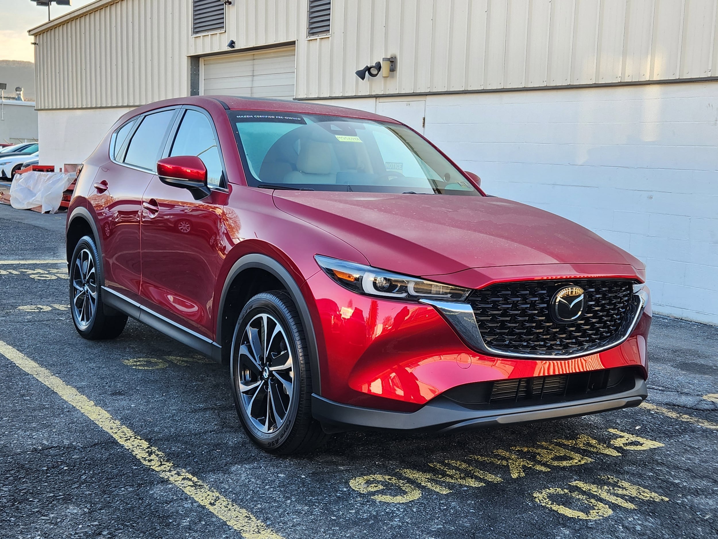 2023 Mazda CX-5 S Premium package's photo