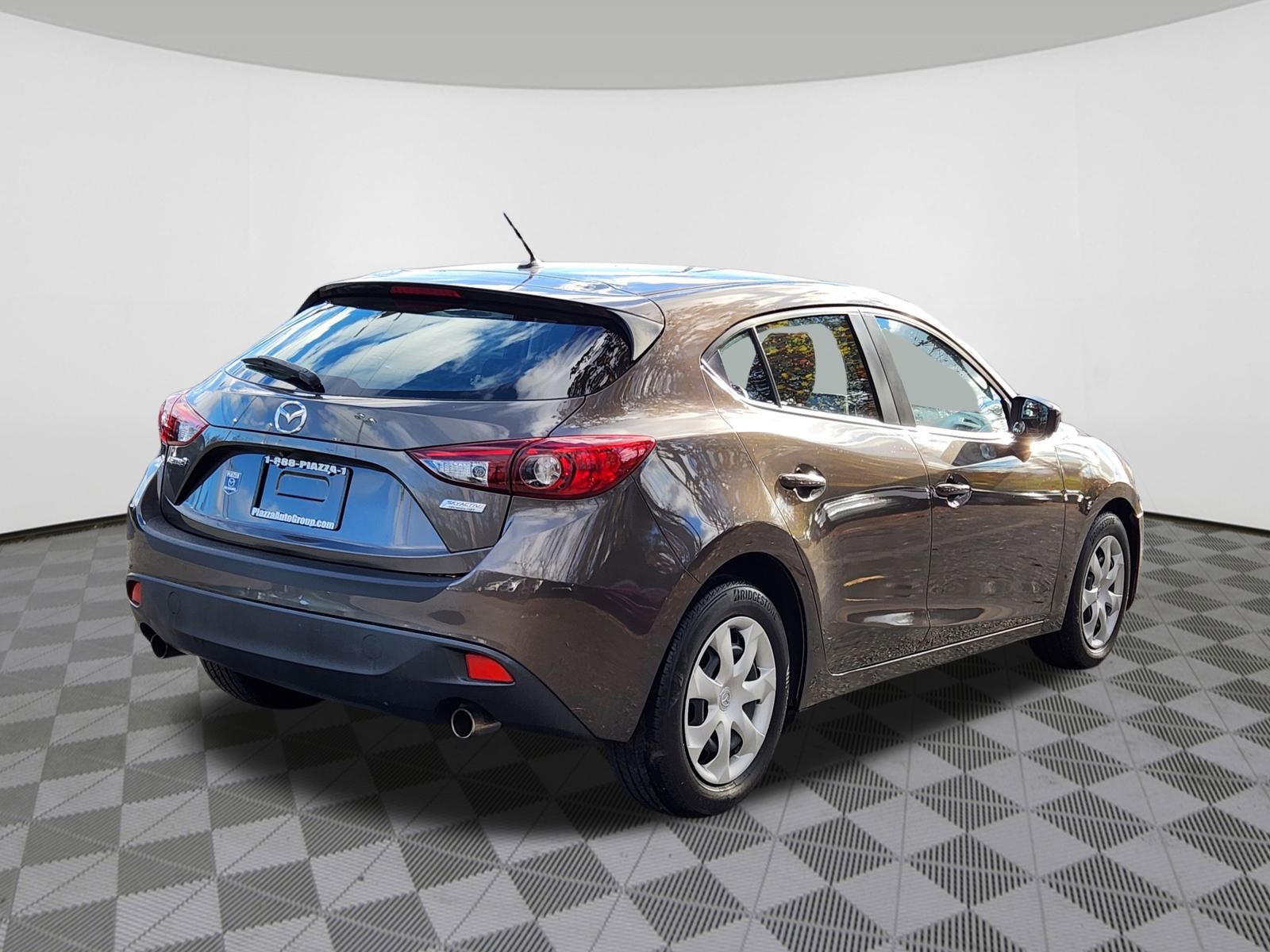 2016 Mazda Mazda3 i Sport photo 4