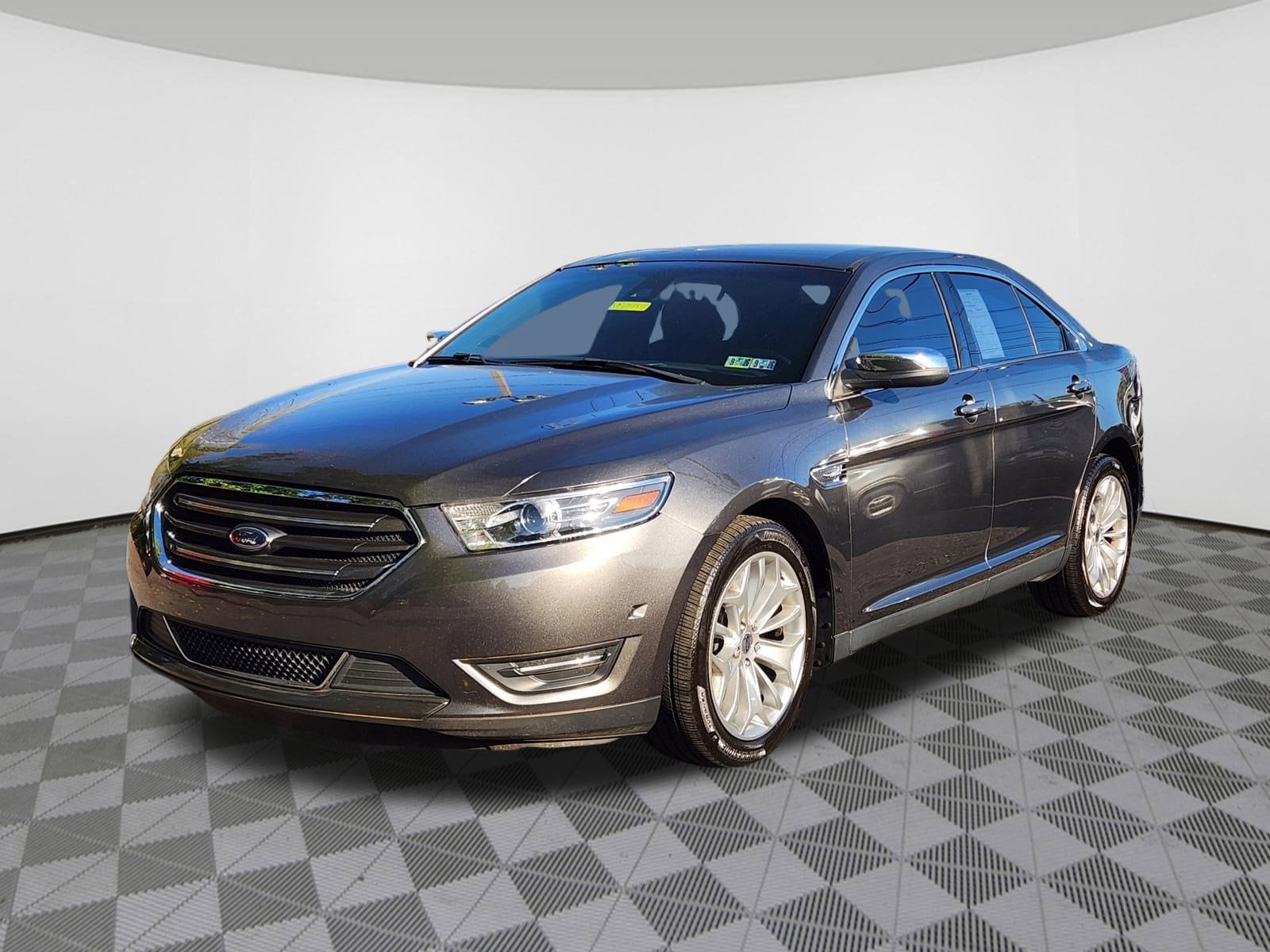 Used 2017 Ford Taurus Limited with VIN 1FAHP2F87HG117607 for sale in Reading, PA