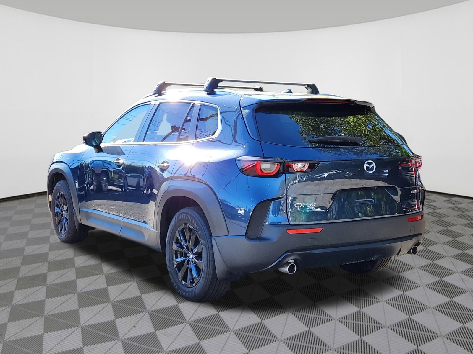 2025 Mazda CX-50 2.5 S Premium photo 3