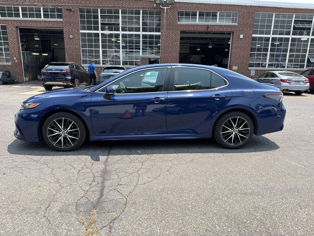Used 2024 Toyota Camry SE Sedan