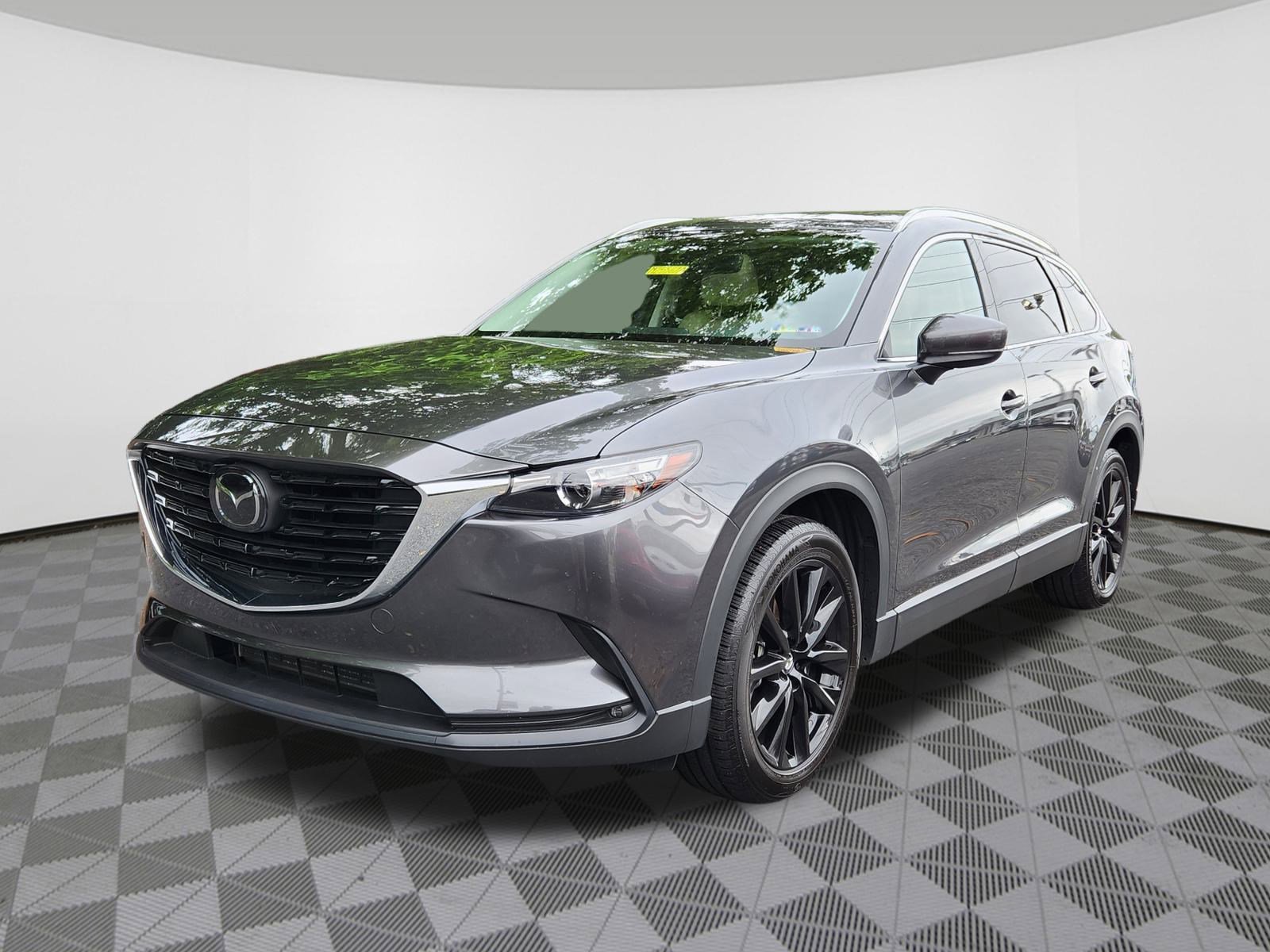 2023 Mazda CX-9 Touring photo 2